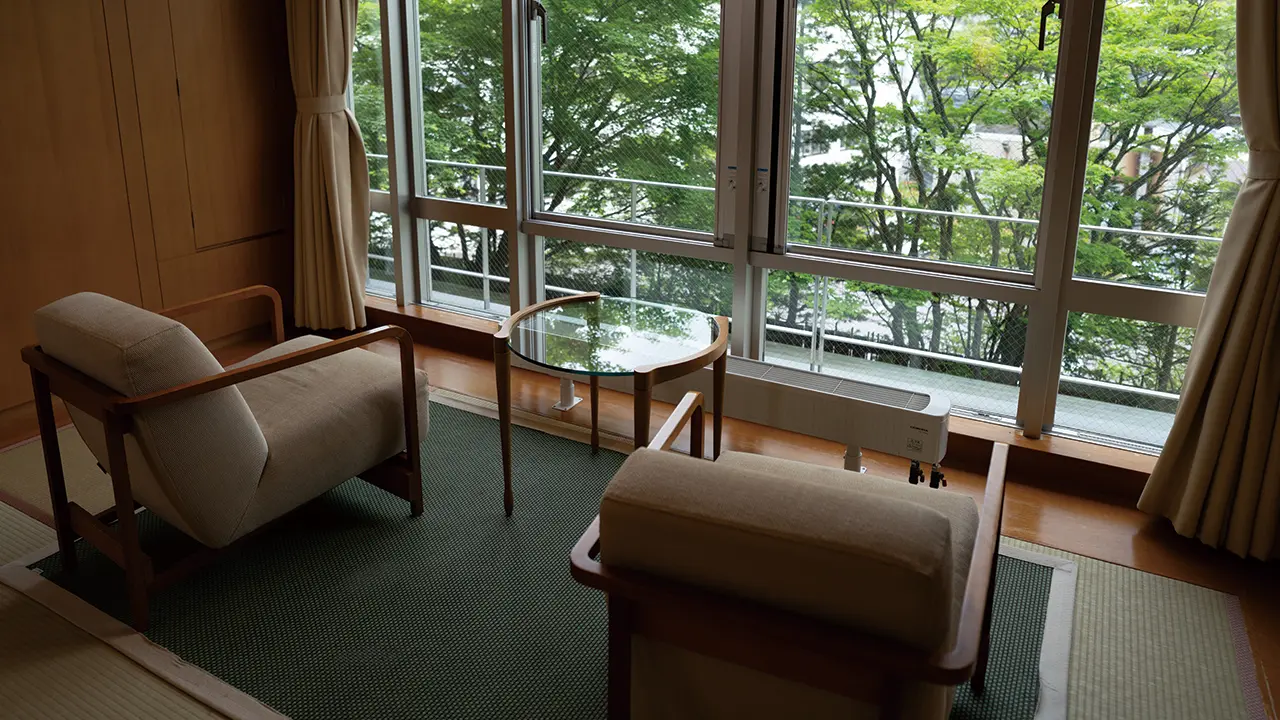 雲松庵和室広縁一例