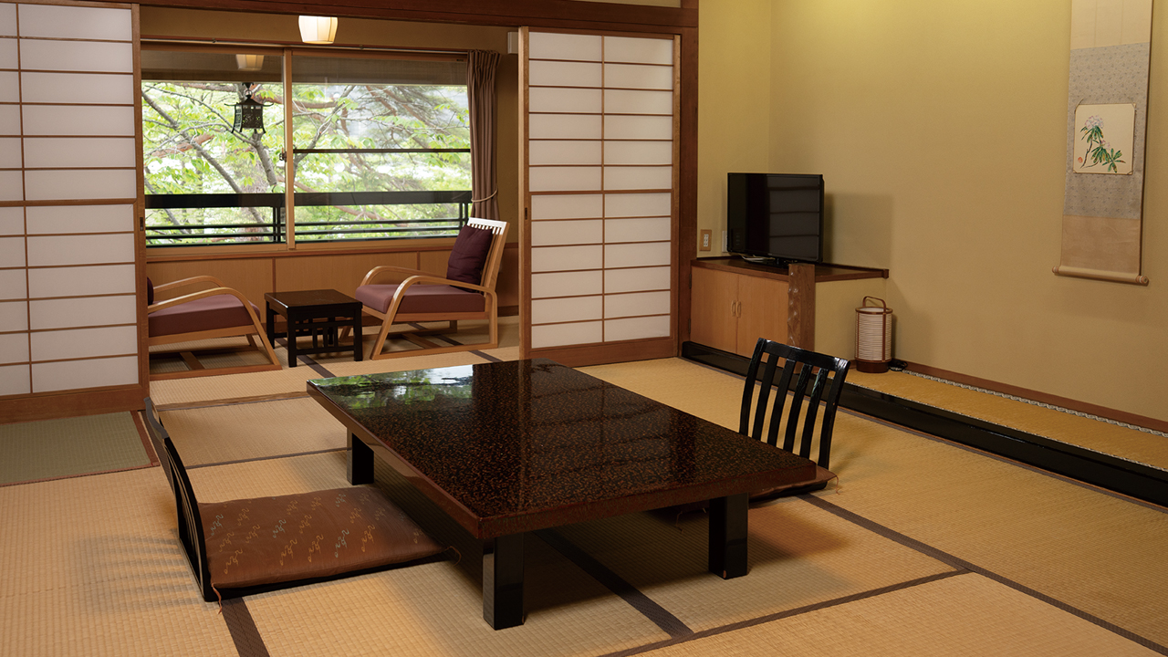 主樓 10 間榻榻米,日式房間